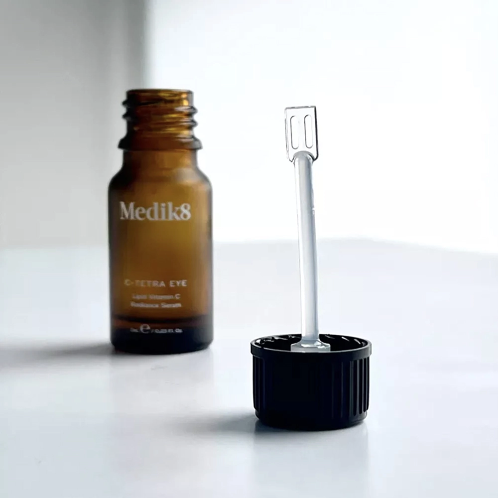 C-TETRA EYE – Антиоксидантна сироватка з ліпідним вітаміном С для шкіри навколо очей