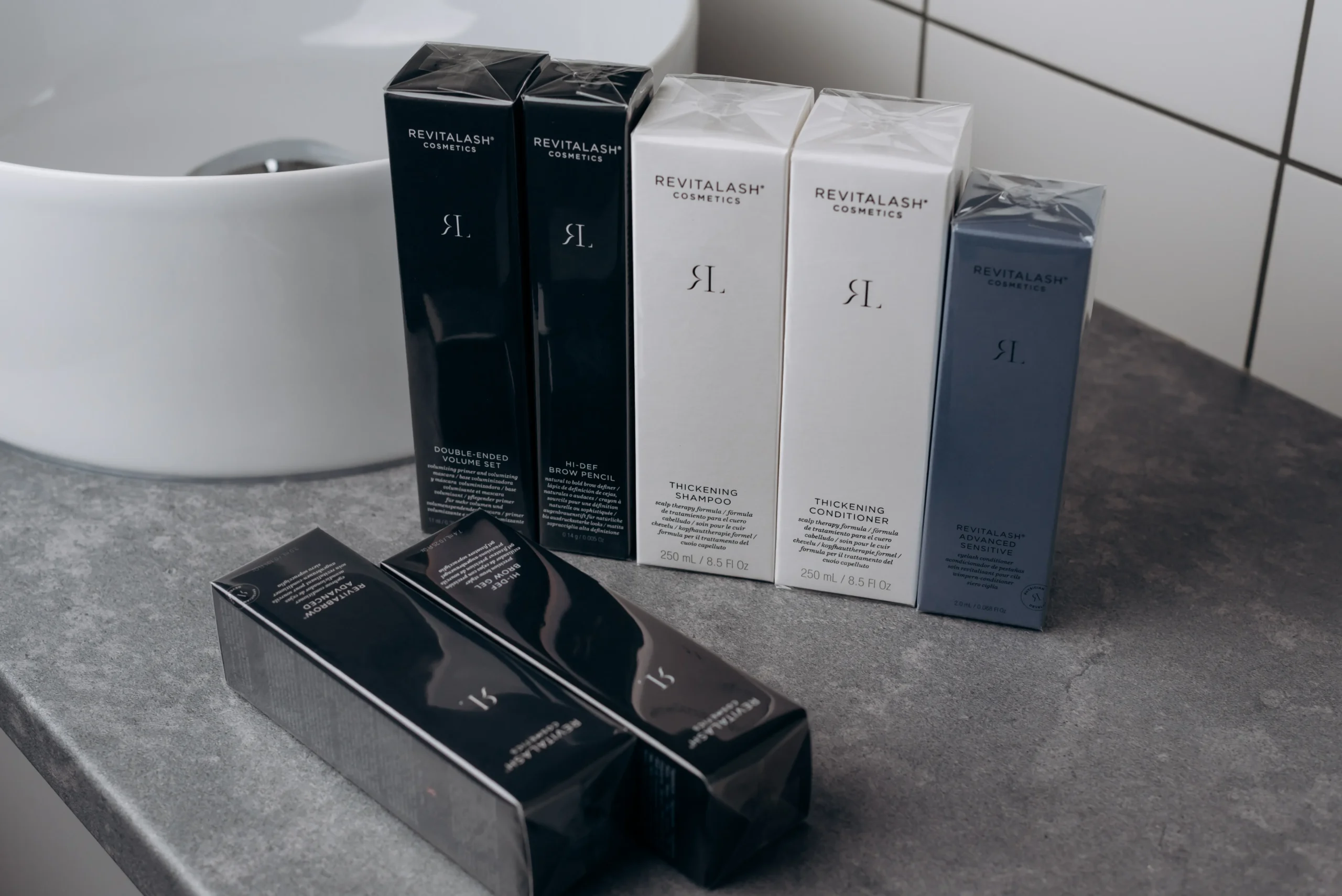 VOLUME ENHANCING FOAM – Пінка для об’єму волосся та зміцнення коренів