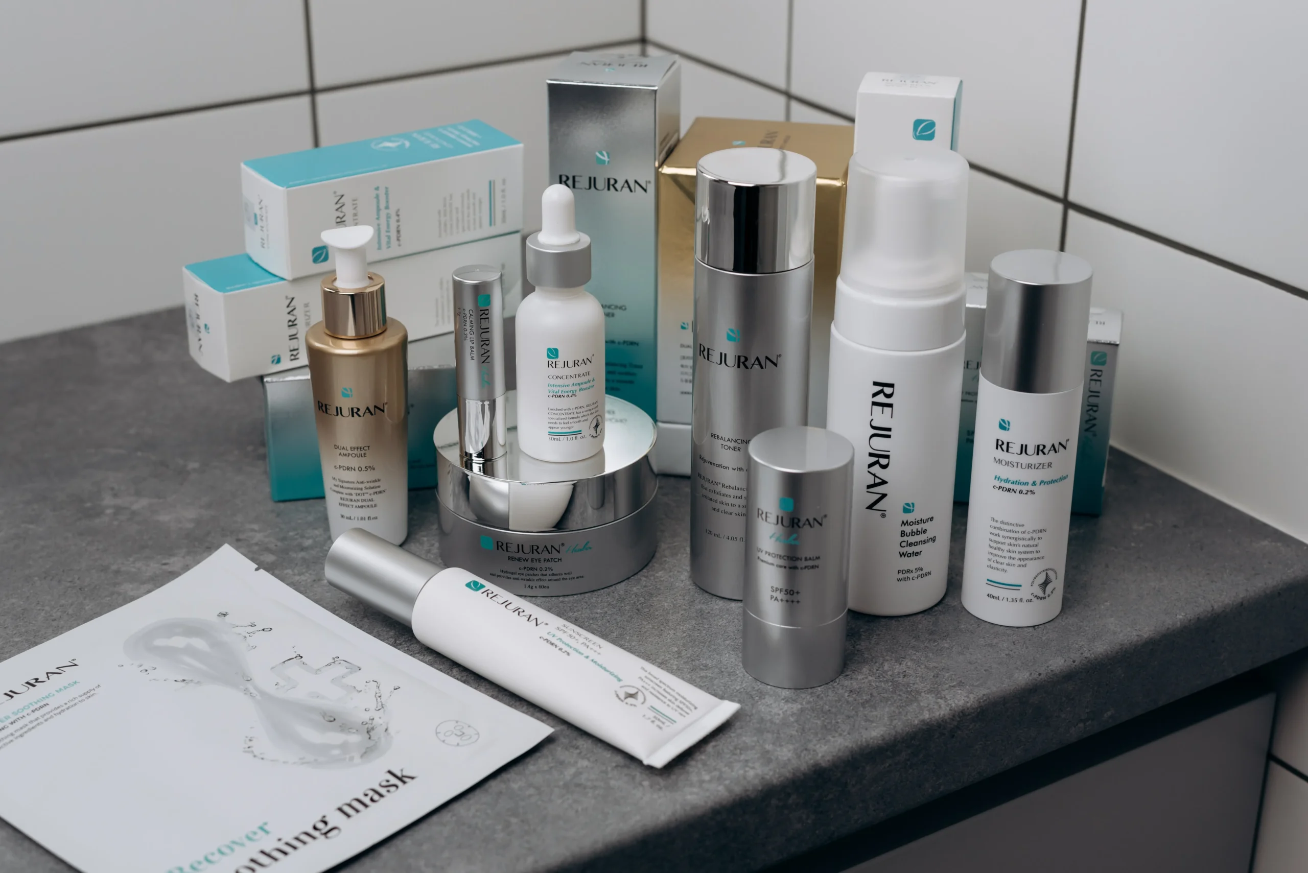 ADVANCED CALMING & SOOTHING CLEANSER FOR SENSITIVE SKIN – Очищувальний гель для чутливої шкіри