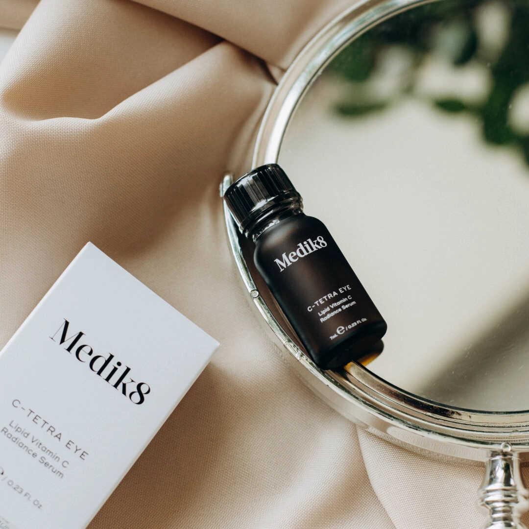C-TETRA EYE – Антиоксидантна сироватка з ліпідним вітаміном С для шкіри навколо очей