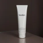 SURFACE RADIANCE CLEANSE – Очищуючий гель з АНА/BHA кислотами та екстрактом мангостана 150 мл