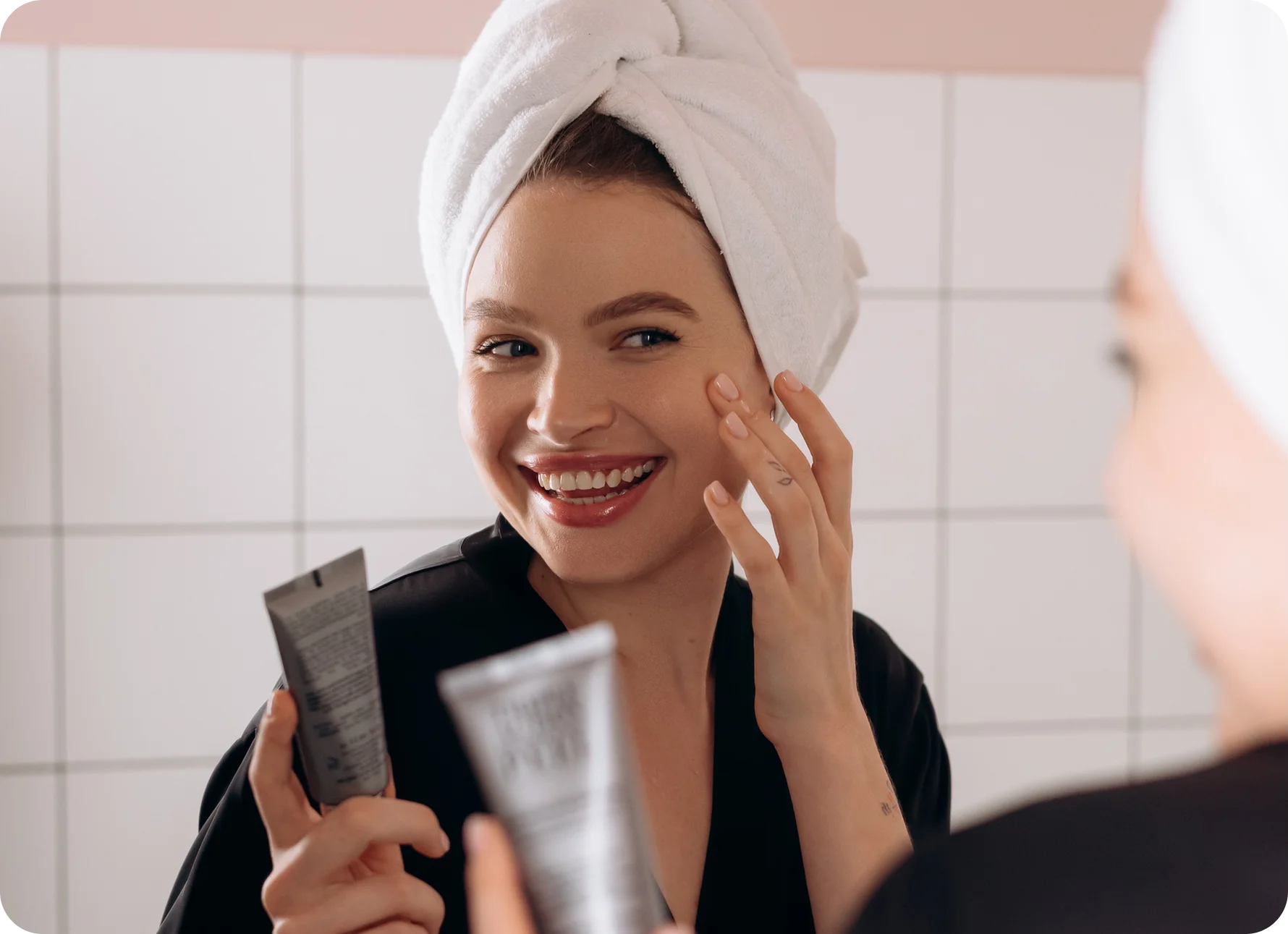 Догляд за шкірою навколо очей: основні помилки, яких варто уникати. Пояснюємо, як правильно доглядати за цією зоною разом із Videm.
