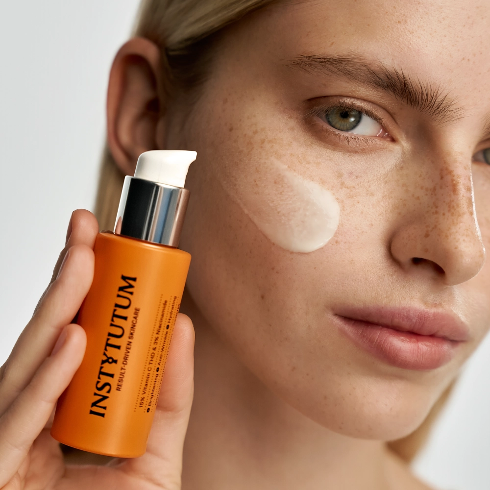 BRIGHTENING VITAMIN C SERUM – Суперконцентрована сироватка з 15% вітаміну С